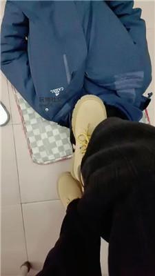 【奇了怪了】白袜脚踩强制闻鞋 JS250101-14