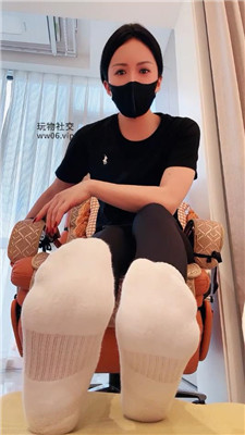 【冷颜】白袜裸足    250129-2