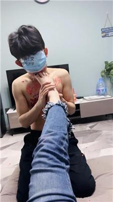 【大小姐S】双S-姐妹花羞辱恋足哥哥 JS250220-17