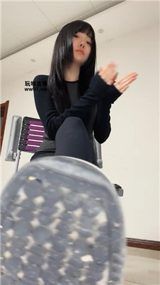 【酸菜小猪脚】白袜控必入    250313-23