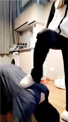 【林清雅】学生主-运动鞋踩踏踢踹 JS250403-14