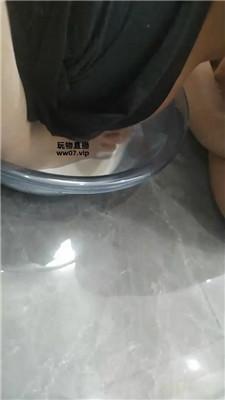 【曼婷】狗嘴伺候沐足 JS250414-11