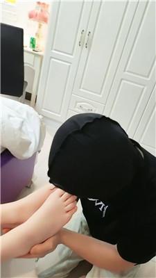 【ccs】做纹身小妹的脚奴  JS250502-31