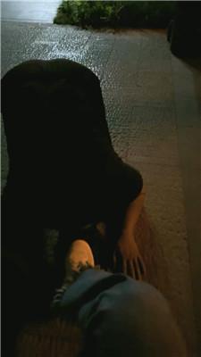 【Lailai】脏鞋白袜户外遛狗 JS250529-11