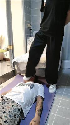 【紫烟】运动鞋白袜+铆钉高跟踩 JS250820-22