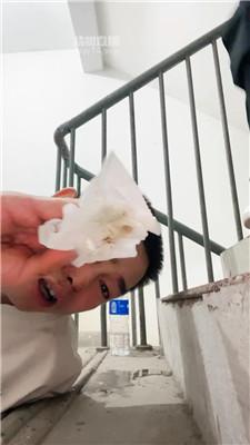 【小骚】户外-脏鞋白棉袜踩奴 bf56974