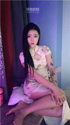 【兮曼】性感小妈裸足裸腿旗袍    250909-25