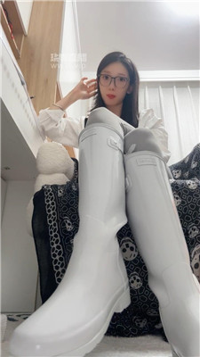 【夏夏】hunter雨靴爆骂sb诅咒全家    250909-26