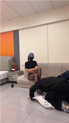 【熙S】衣架-数据线狂抽-黑丝虐杀 JS251005-28