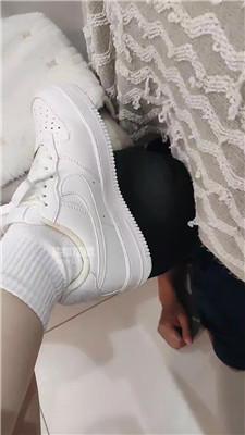 【琳园长】脏鞋白袜玩贱奴[中下合集] JS251011-26