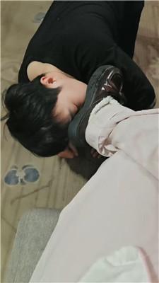 【小雨祖宗】袜子塞嘴-恋足狂舔 JS251020-22