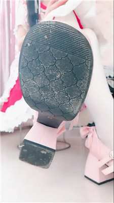 【子衿】洛丽塔妹妹白丝鞋底炸    251029-20