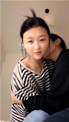 【叉烧饱】和前女友舌吻    251111-29