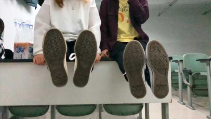 双人匡威踩面包 JS251119~7