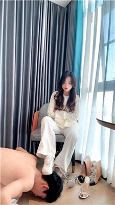 【小7S】御姐S羞辱鞋奴袜奴 bf59630