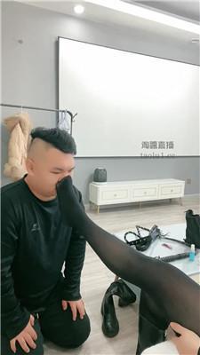 【范爷大大】捂了一天的长靴闻舔 JS251208-4