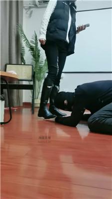 【文文文文】长靴碾压蹂躏场 JS251211-43