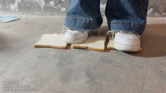 【三公主】两双鞋走踩面包~ YC-251222-2