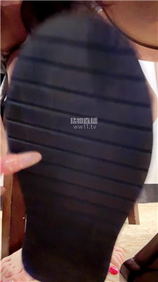 【小璃】裸足诱惑    251223-24