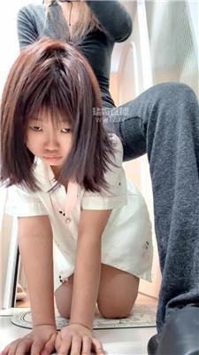 【玥樾】母狗下跪伺候 JS251228-25