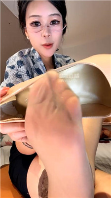 【瑶瑶】空姐女友炸J    260101-13