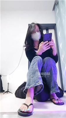 【灵竹】牛仔裤坐脸-玉足深喉 JS260119-49