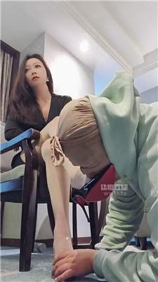 【咩祖】御姐舔高跟-深喉 bf61018