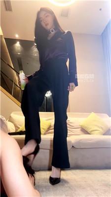 【千千】超美车模S-圣水泡面-高跟诱惑 bf61152