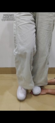 纯儿空军匡威两双鞋全体重踩手 YC-260308