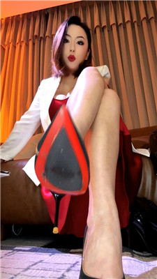 【舒钰】裸足寸止    260320-31