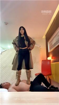 【林焱】颜值女S首播暴力场 bf62253