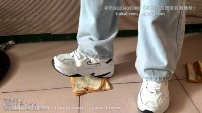【三公主】Trainer&M2K踩面包~ YC-260713-4
