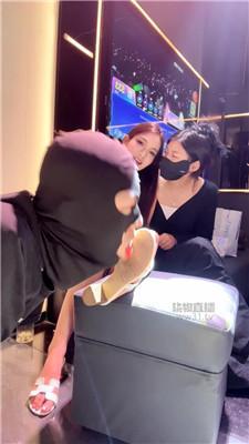 【蛋蛋老师】ktv-带素人闺蜜玩圈养狗 bf64633