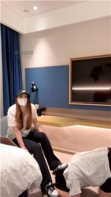 【十三祖宗】舔前女友的脏鞋原味袜  JS260814-15