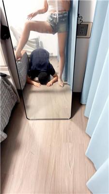 【小歆】高跟踩-胯下羞辱   JS260820-21
