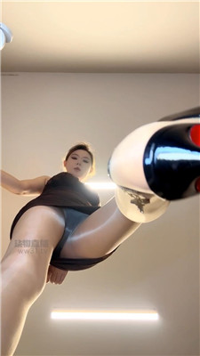 【宇婉莹】香水肉丝高跟玩弄锁狗 260822-7