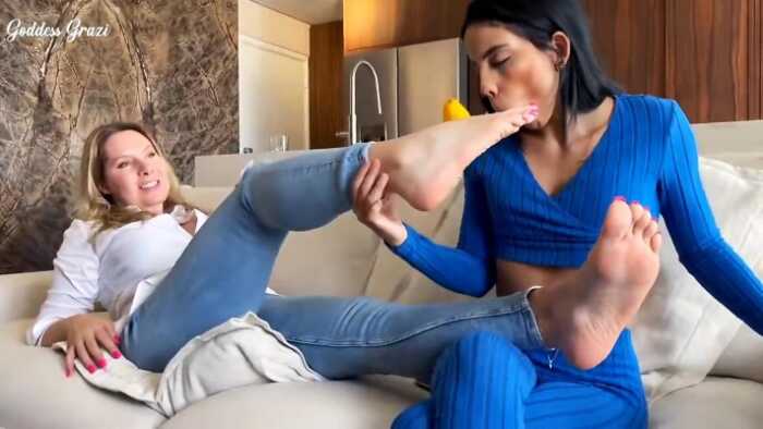母系女王调教狗女儿 JS260823~4