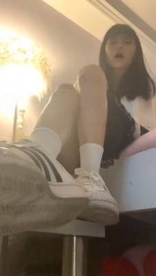 【GTS POV】阿月折磨踩死缩小的同桌 JS260829~8