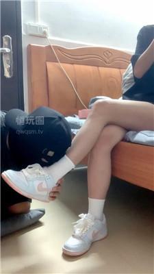 【花花姐妹】耐克鞋白袜清理舔    JS260830-12